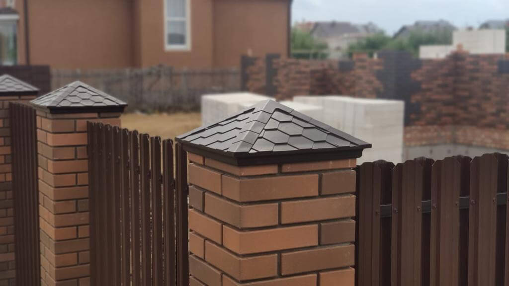 Колпак Zking Эверест Коричневый на столб 1.5х1.5 кирпича (390х390мм) в Батайске фото