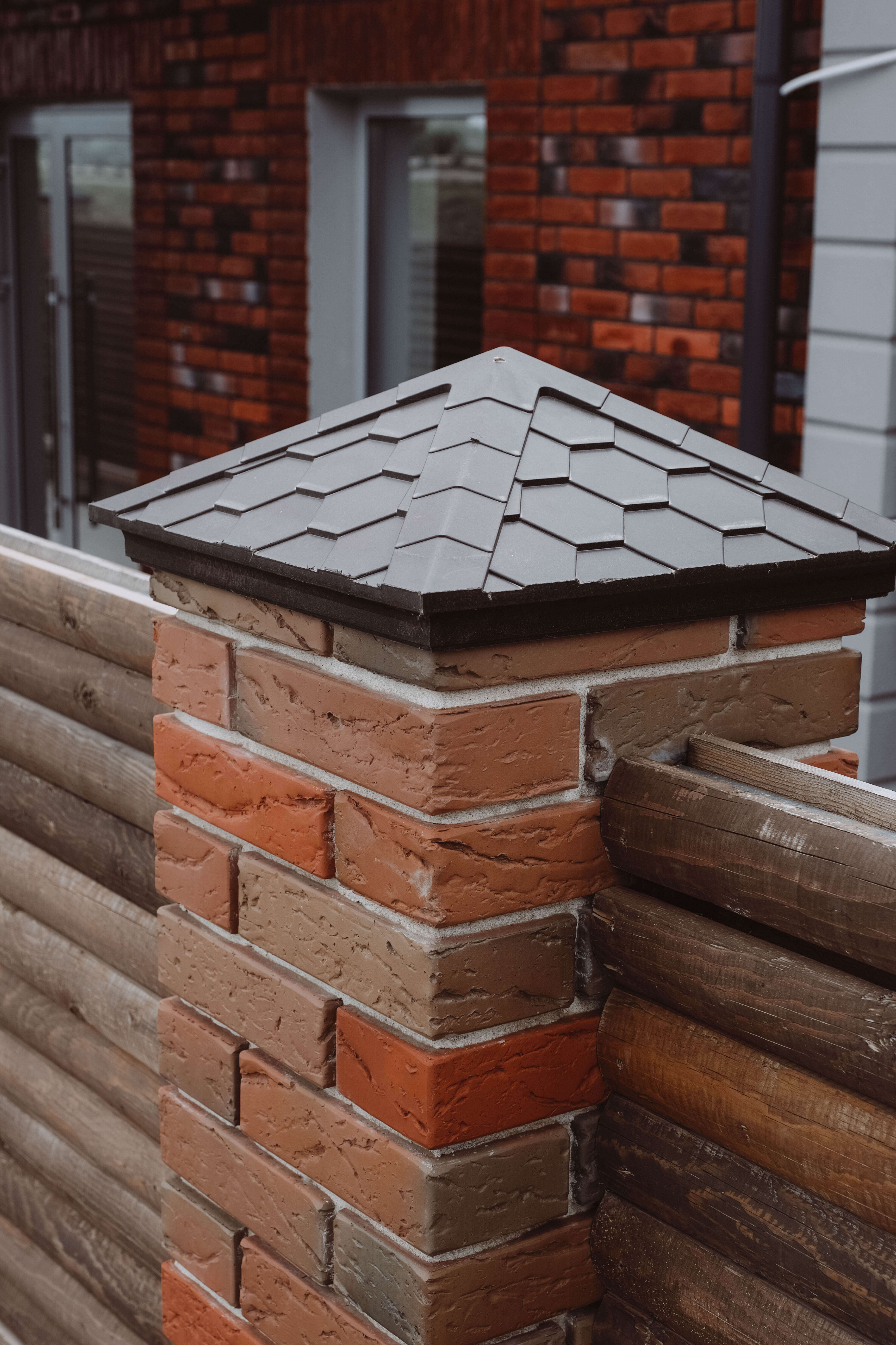 Колпак Zking Эверест Коричневый на столб 1.5х1.5 кирпича (390х390мм) в Батайске фото